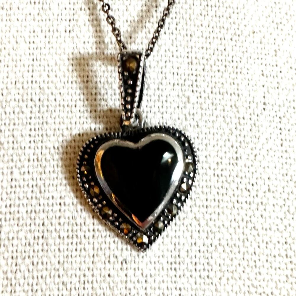 Black Onyx Heart Marcasite Necklace 925 Sterling Silver Chain Pendant Jewelry